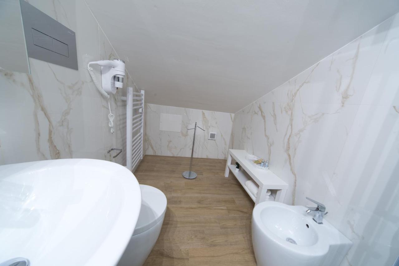 Slow Chic Apartment Beb Policlinico Messina Exterior photo