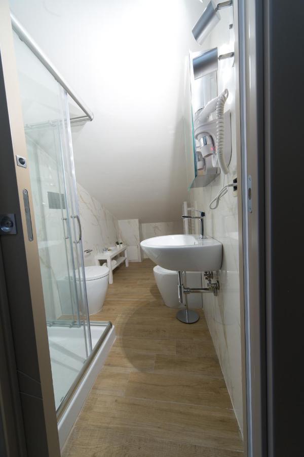 Slow Chic Apartment Beb Policlinico Messina Exterior photo