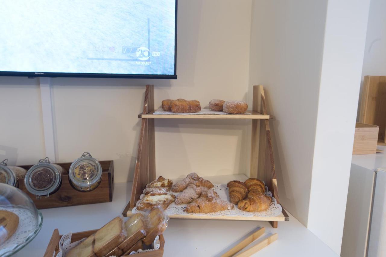 Slow Chic Apartment Beb Policlinico Messina Exterior photo
